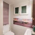 Black & White Seaside House Apartman *